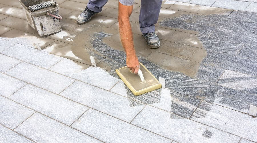 Professional gutter cleaning in North Andover, MA